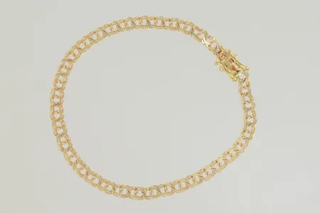 Armband bismark längd 18 cm, bredd 4 mm,18K Vikt: 6 g