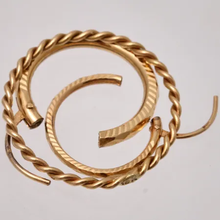 Diverse defekt guld, 18K, 1,15g.