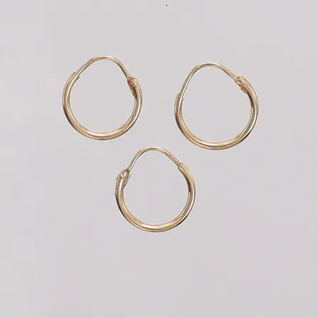 3st Örhängen creoler caØ10mm, bredd 1mm. 14K Vikt: 0,3 g