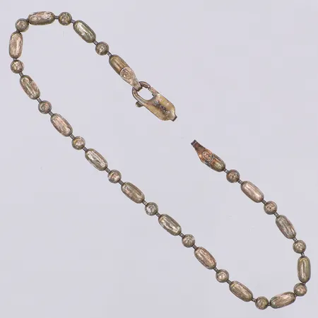 Armband kulor längd 18,5cm bredd 3mm, Italien, defekt, silver 925/1000 Vikt: 0 g