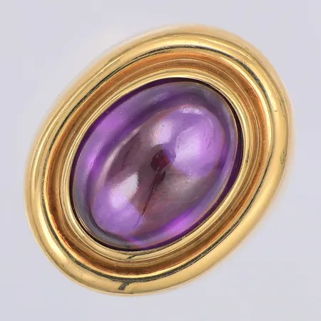 Ring lila sten stl:18¾ bredd 28mm, 18K Vikt: 27,7 g