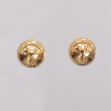 Örhängen kupolformade ca Ø7,7mm, saknar snurrebussar. 18K  Vikt: 0,7 g