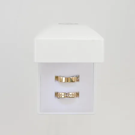 Ringar, 2st Glamira, stl16,5-17 en med Zirconer  9K. 9,9g I lyxig presentask