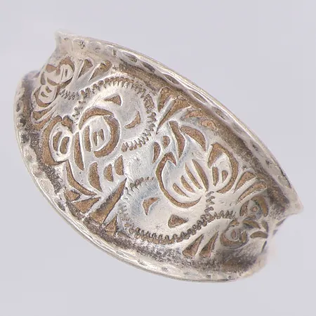 Landskapsring Gotland stl:17¾ Bengt Hallberg Guldsmeds AB, silver 925/1000 Vikt: 3,9 g