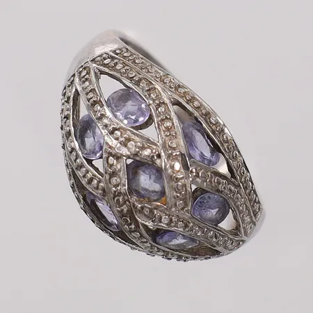 Ring med stenar stl:19, bredd 2,7-14,1mm, 925/1000 silver Vikt: 5,2 g