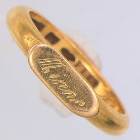 Ring Minne stl:15½, gravyr, 23K Vikt: 4 g