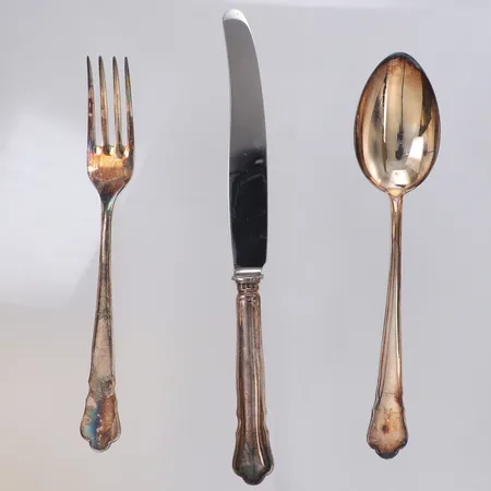 3 Bestick sked, kniv och gaffel Chippendale, 18-21cm, blad i stål, bruttovikt: 116g, 830/1000 silver