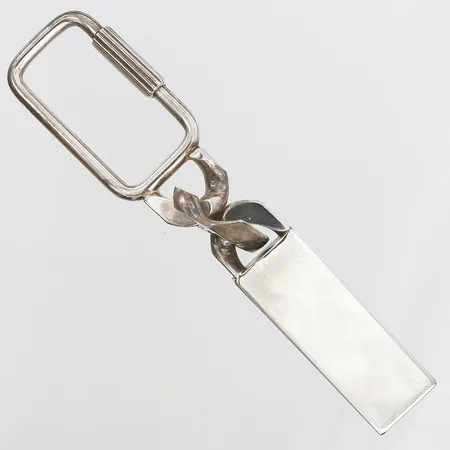 Nyckelknippa med bricka, längd 10cm, bredd 20mm, silver 925/1000 Vikt: 44 g