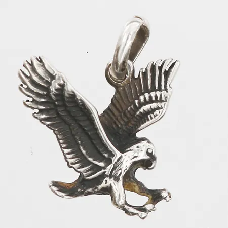 Hänge örn 21mm, bredd 17mm, hack i ögla, ostämplat silver  Vikt: 1,8 g