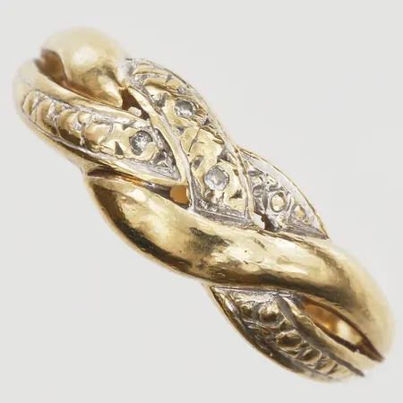 Ring med diamanter 3xca0,005ct åttkantslipade stl:17, bredd 2-7mm, 18K Vikt: 2,7 g