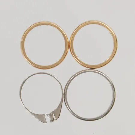 Ringar gravyr och skador finns, en diamant ca0,11ct, 18K 16,0g.