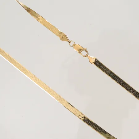 Halscollier platt ormlänk, 40cm, bredd 3,8mm, vikskador, 18K Vikt: 7,7 g