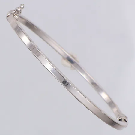 Armband stelt öppningsbart vitguld ovalt längd 60mm bredd 50mm, ihåligt, 18K Vikt: 6,2 g