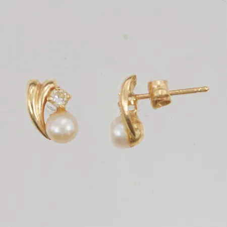 Örhängen med pärlor, 8mm, 18K 0,9g.