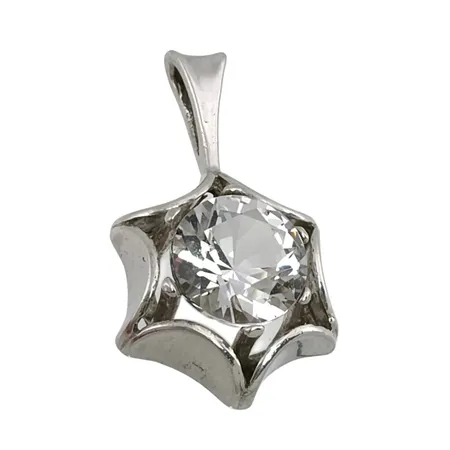 Retro Hänge 1970-tal silver Bergkristall, längd inkl. ögla 30 mm, bredd 16,5 mm (bergkristall Ø10 mm), fragmentarisk tillverkarstämpel, Falköping 1975, sten utan anmärkning Vikt: 4,4 g