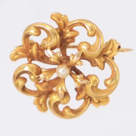 Brosch med pärla, bredd 20mm, 14K Vikt: 2,4 g