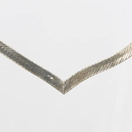 Collier längd 45,5cm, bredd 5,5mm, Italien, silver 925/1000 Vikt: 15,6 g