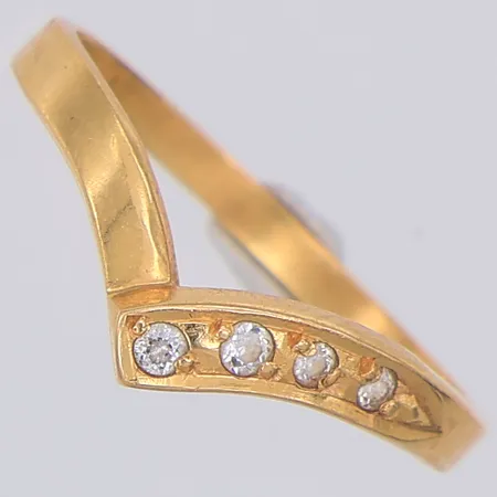 Ring vita stenar stl:17¾ Hallberg 1988, 18K Vikt: 2 g