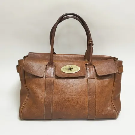 Mulberry Bayswater 36x25x17cm, nycklar med clochette, fläckig, missfärgning, slitage, inga tillbehör. Vikt: 0 g