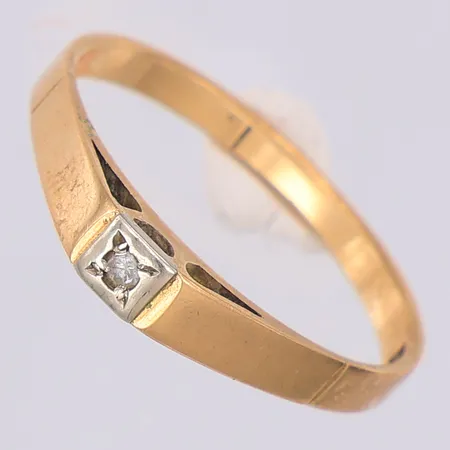 Ring diamant ca 0,01ct stl:16½, kattfot 18K Vikt: 1,7 g