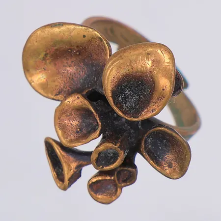 Ring Lava Hannu Ikonen stl:17½ justerbar, Finland, brons