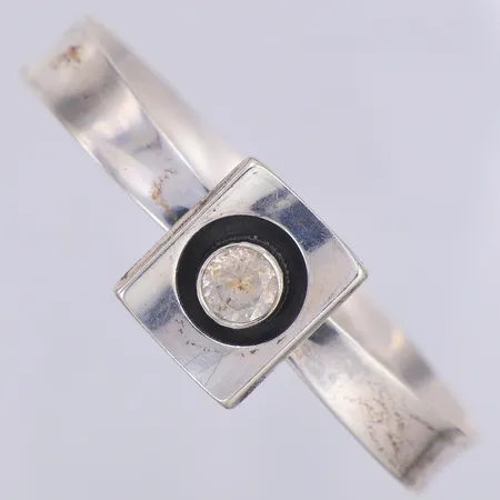 Armband stelt öppningsbart design Karl Erik Palmberg bergkristall 55 x 65mm, Alton 1970, silver 830/1000 Vikt: 23,2 g