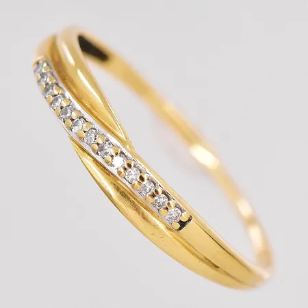 Ring diamanter ca 0,05ctv stl:18½ GHA 18K Vikt: 1,4 g