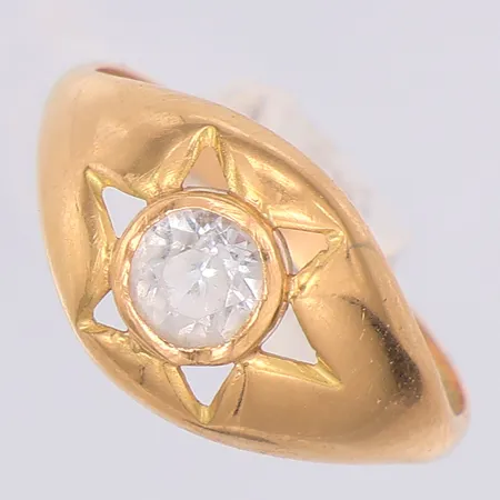 Ring vit sten stl:17, kattfot 14K Vikt: 1,7 g
