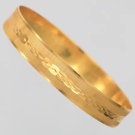 Armring mönstrad ca Ø63mm, gravyr, 18K Vikt: 15,6 g