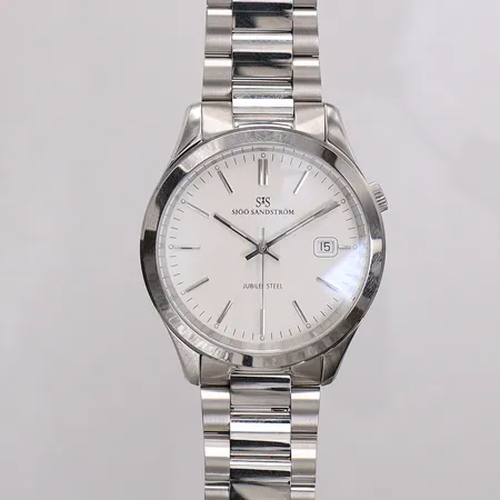 Herrur Sjöö Sandström Jubilee Steel Gent, quartz, 40mm ref SS-1340-1, serienr 3619, safirglas, datum, stållänk, manual/garantibevis 2025, tag, box, ytterkartong, företagsgravyr