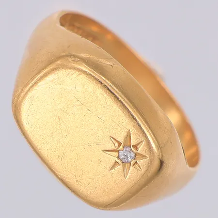 Klackring diamant ca 0,02ct stl:19¾ Hallberg Guldsmeds AB 1994, 18K Vikt: 6,6 g