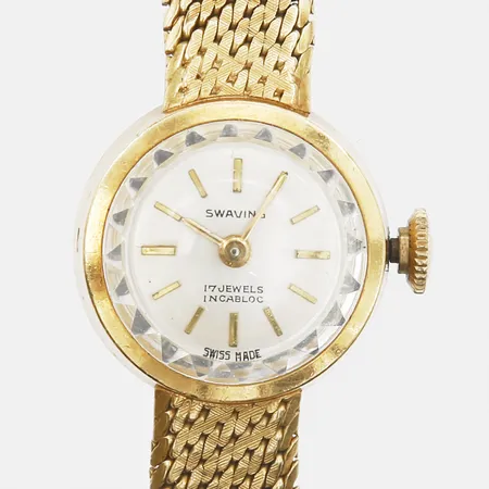 Damur Swaving manuell Ø16mm, integrerad länk i 18K guld, bucklor på länk, justerbar längd 16-16,5cm, 18K guld, bruttovikt 21,8gr