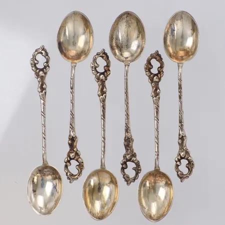 6 Moccaskedar med genombruten dekor längd 10cm, Wallin N Ånge år 1948, 830/1000 silver Vikt: 46,4 g
