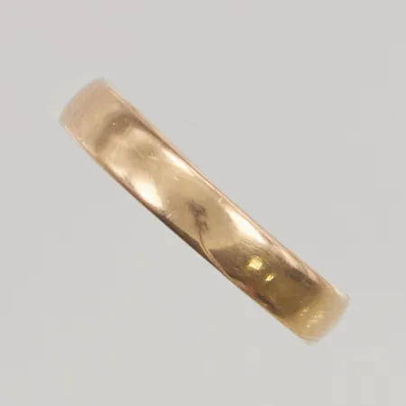 Ring graverad skadad 18K 3,2g.