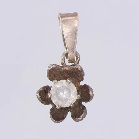 Hänge blomma vit sten 18mm Lauris Guld Och Silver Hb, silver 925/1000 Vikt: 0,8 g