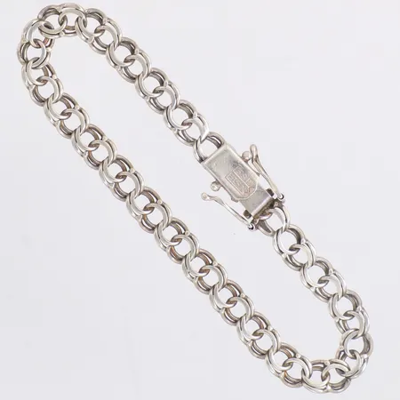 Armband Bismarck längd.: 19cm, bredd 6,6mm, år 1968, N S E Guldvaru Aktiebolag Köping, trögt lås, 925/1000 silver Vikt: 9,3 g