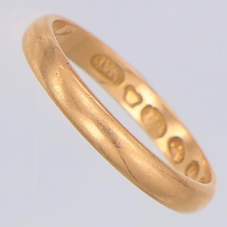 Ring slät stl:18, gravyr, 18K Vikt: 2,5 g