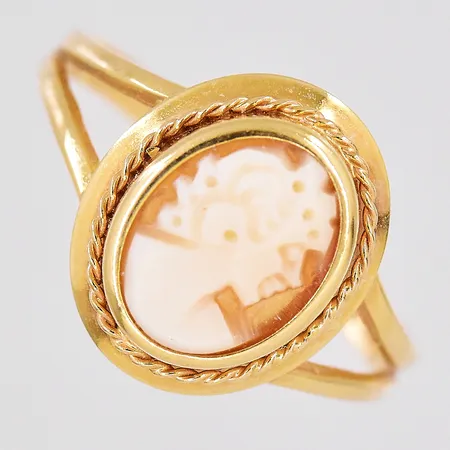 Ring Kamé stl:17½ 18K Vikt: 2 g