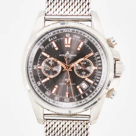 Herrur Jacques Lemans Liverpool Ø44mm ref-nr: 1-1117.2 stål quartz kronograf datum naggat/repigt glas meshlänk i stål inga tillbehör