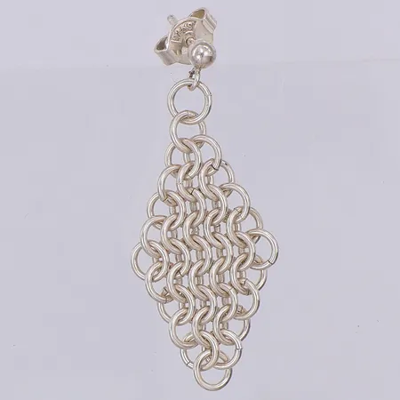 Udda örhänge länkat längd 36mm bredd 16mm, silver 925/1000 Vikt: 2,6 g