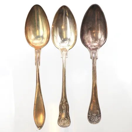 3 Skedar, längd 21-22,5cm, 830/1000 silver. Vikt: 207 g