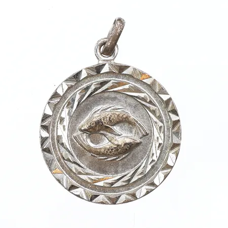 Hänge, Ø19,6mm, bruksslitage, 830/1000 silver. Vikt: 4,4 g
