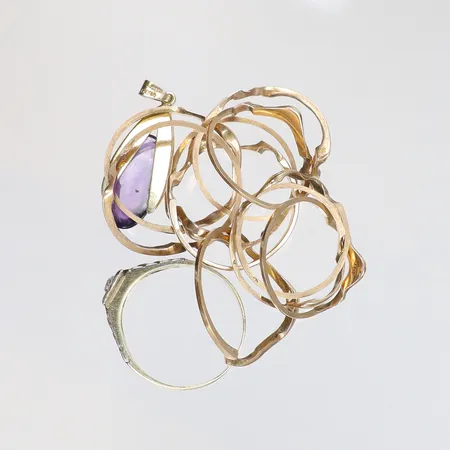 Diverse guld med stenar 14K Vikt: 23,9 g