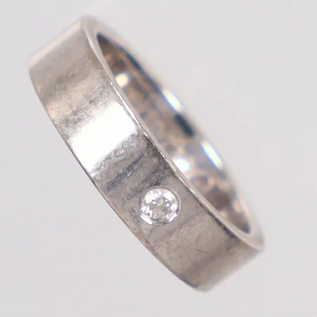 Ring vitguld stl. 16½med diamant 1x ca. 0,05ct, gravyr, 18K Vikt: 7,8 g