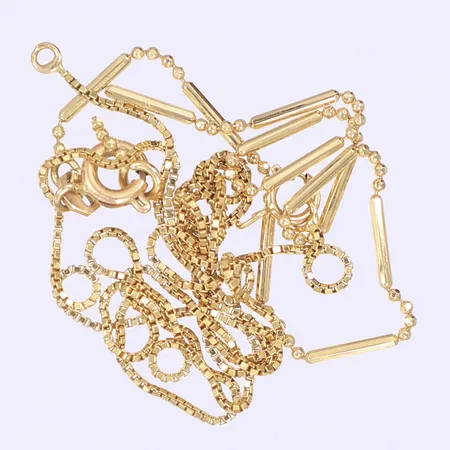 Diverse defekt guld 18K Vikt: 3,8 g