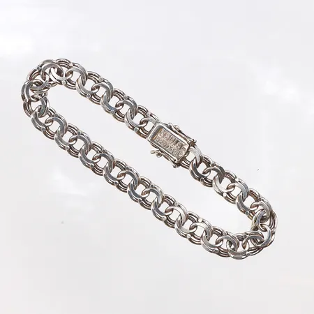 Örhängen med stenar, skruv lås, Ø14,5mm, 925/1000 silver.  Vikt: 3,5 g
