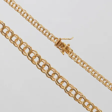 Collier doserad Bismarck längd 46cm, bredd 4-7mm, svenska stämplar, 18K Vikt: 17,7 g