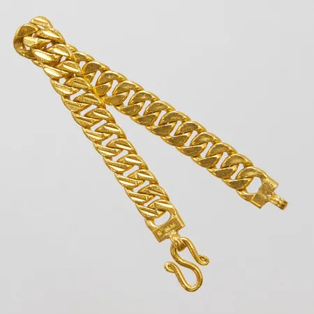 Armband Pansar längd 15,5cm, bredd 9mm, S-lås, thaiguld 2 baht, 23K Vikt: 30,4 g