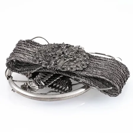 Diverse defekt silver 830-925/1000 78,9g Vikt: 78,9 g