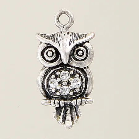 Hänge uggla med vita stenar 15x8,4mm saknar större ögla silver 925/1000 Vikt: 1,8 g